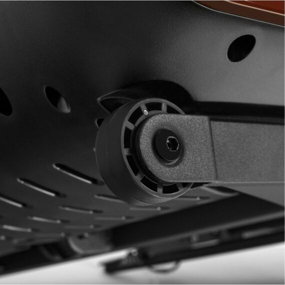 Беговая дорожка Titanium Masters Slimtech S60 чёрная фотографии